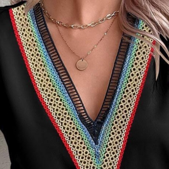 Boho lace Minimalist Tank Top - Picture 2 of 3